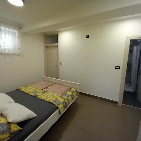 Apartmani Nizic Jadranovo Exterior photo